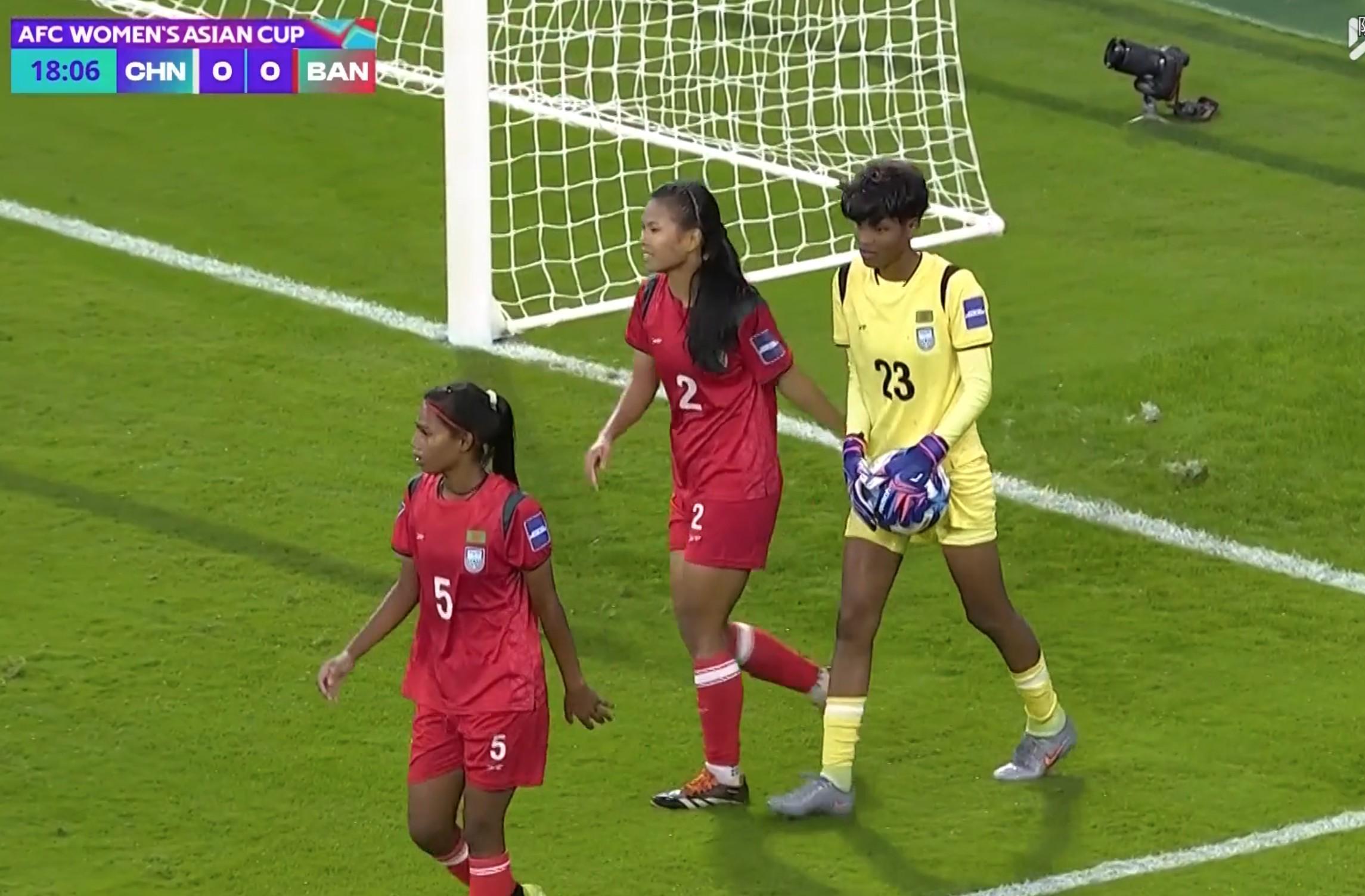 B-sports平台-认真的？亚足联身高数据显示孟加拉女足门将仅139cm，但实际明显不止